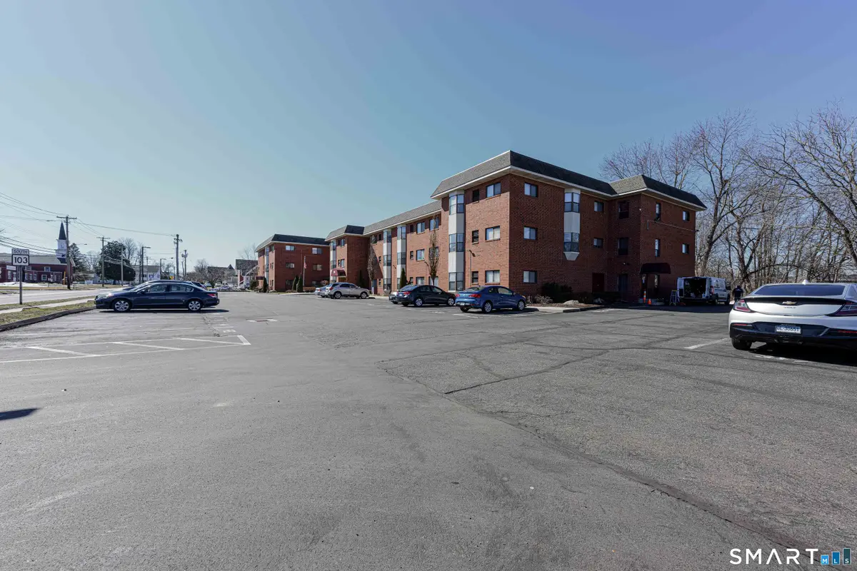 216 Quinnipiac Avenue #APT 210, North Haven, CT 06473 - #1