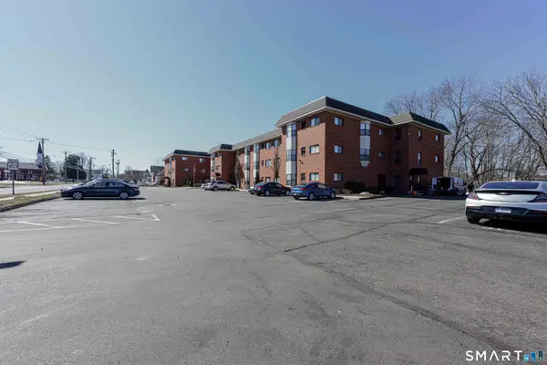 216 Quinnipiac Avenue #APT 210, North Haven, CT 06473