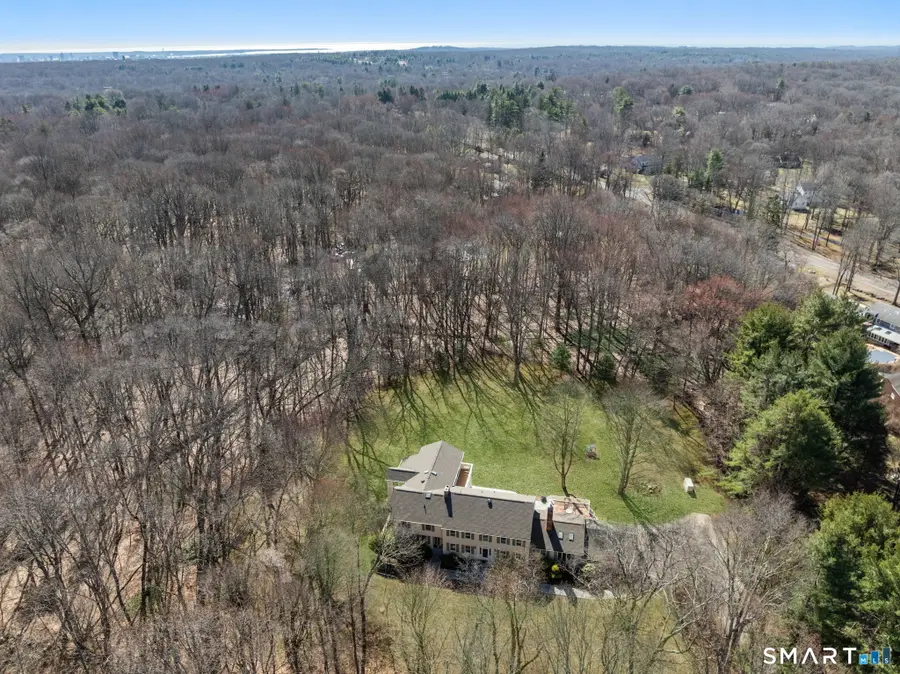 11 Highview Drive, Woodbridge, CT 06525 - #2