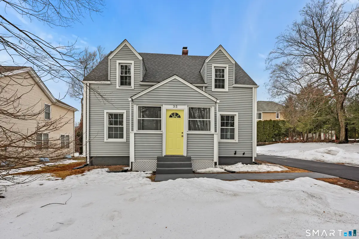 35 Kingston Street, West Hartford, CT 06119 - #1