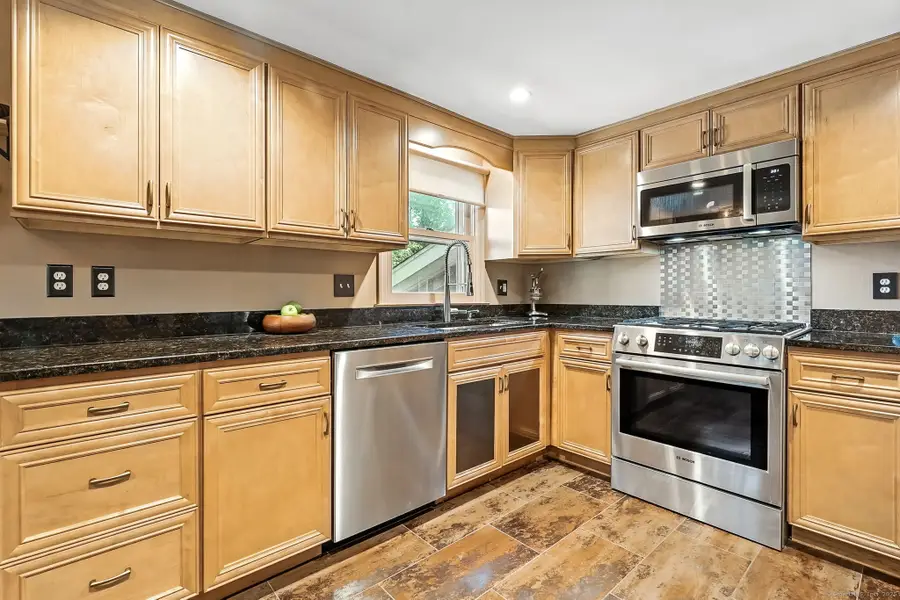 112 Nashville Road, Bethel, CT 06801 - #3