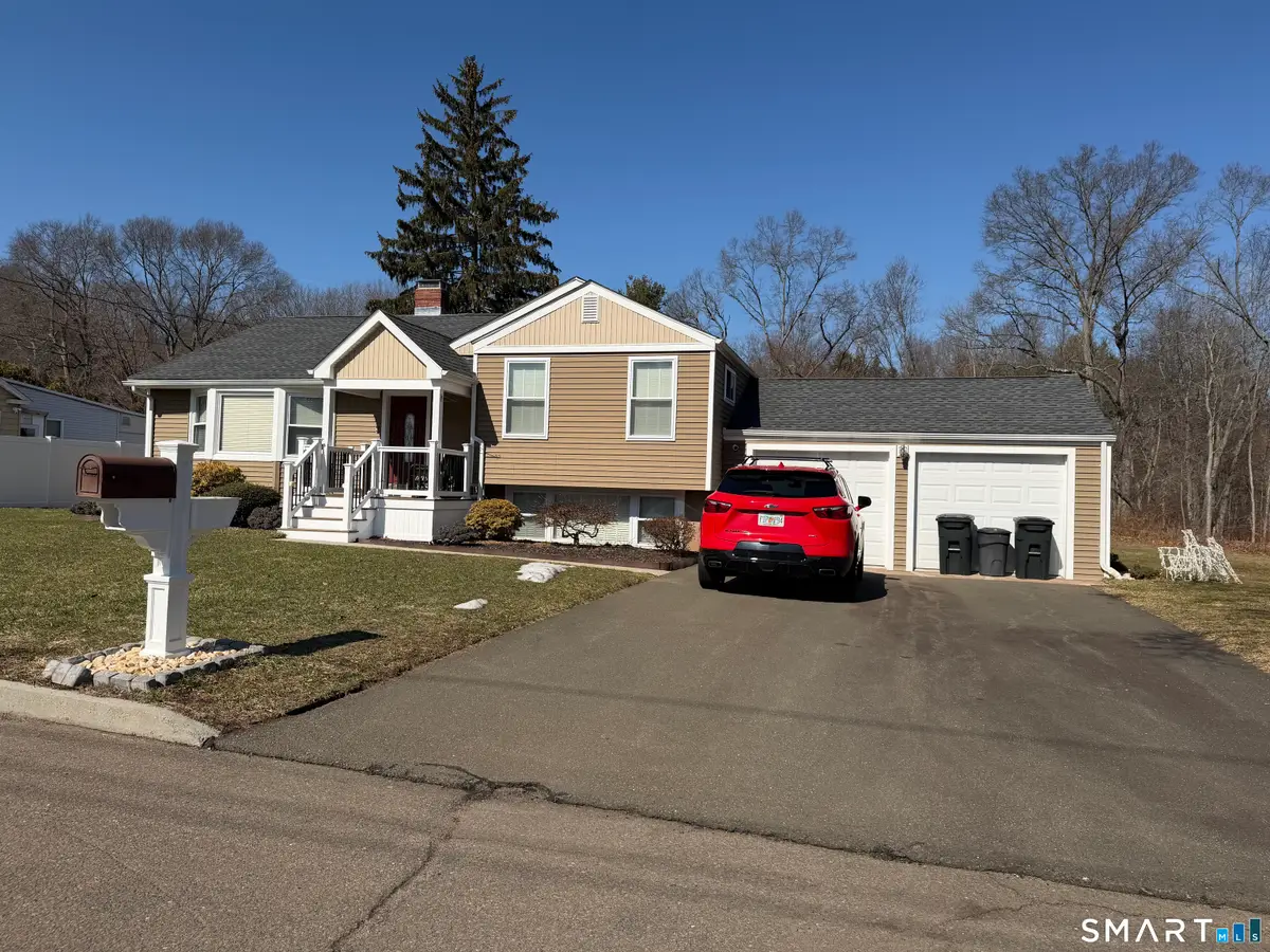 19 Gloria Place, East Haven, CT 06512 - #1