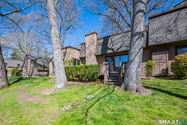 14 Canterbury Lane #14, Avon, CT 06001