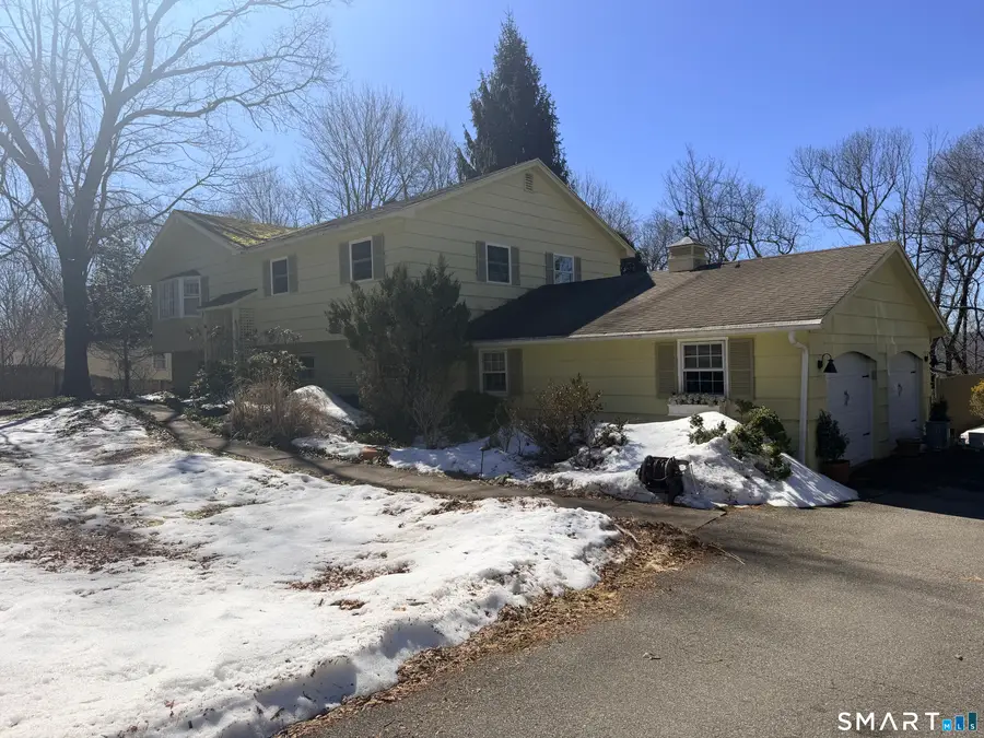 16 Dogwood Drive, New Milford, CT 06776 - #2