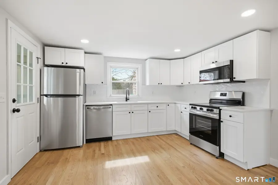 9 Grand Street, Enfield, CT 06082 - #3