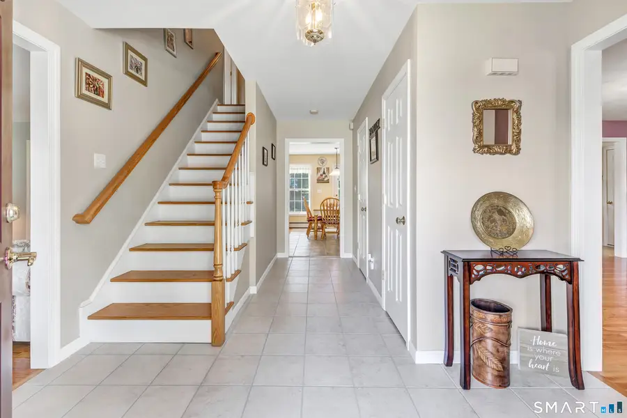 11 Jeanetti Drive, Derby, CT 06418 - #3