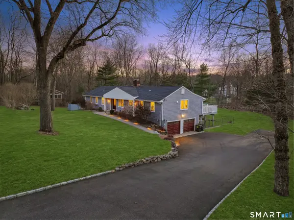 97 Davenport Ridge Lane, Stamford, CT 06903