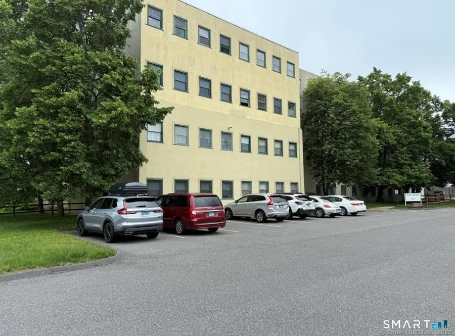 137 Judd Square #137, Wallingford, CT 06492 - #3