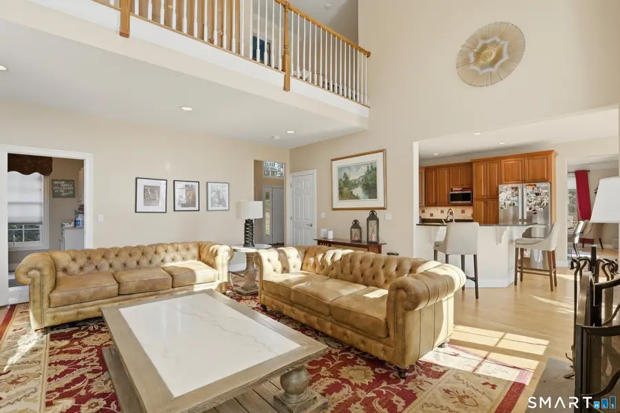 10 Briarwood Lane, Newtown, CT 06470 - #3