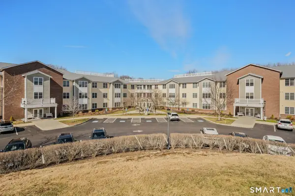 2590 Gold Star Highway #311, Groton, CT 06355