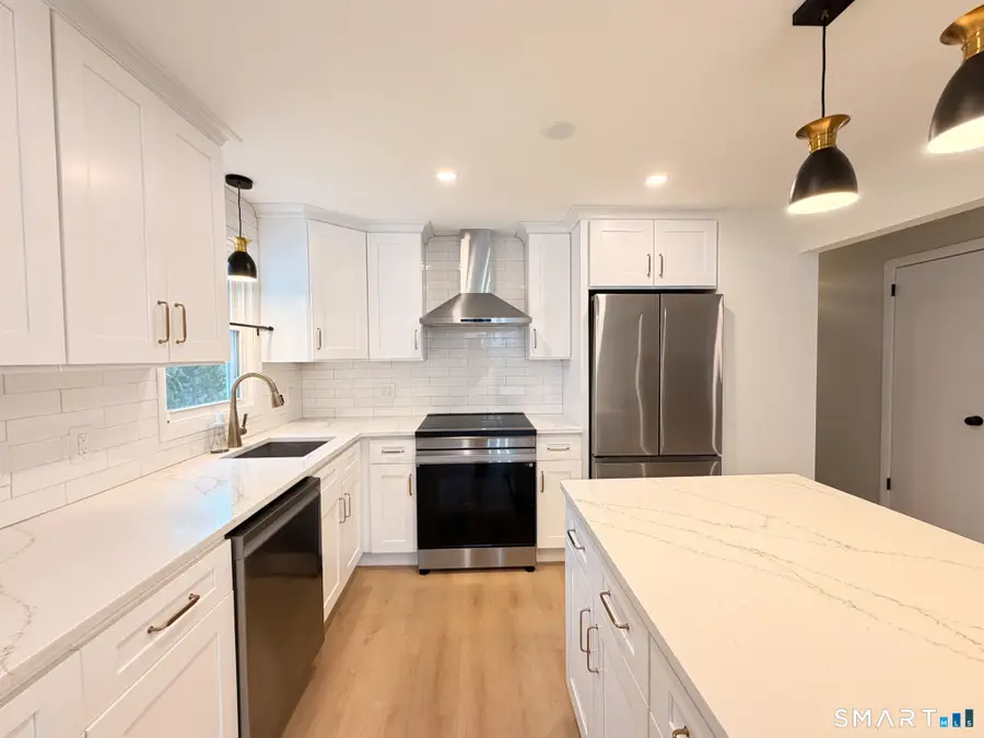 33 Forest Avenue, Old Mystic, CT 06355 - #3