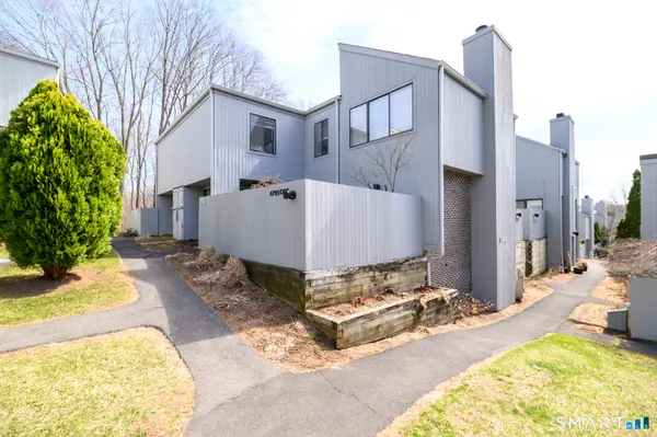 1 Apricot Lane #1, Ridgefield, CT 06877