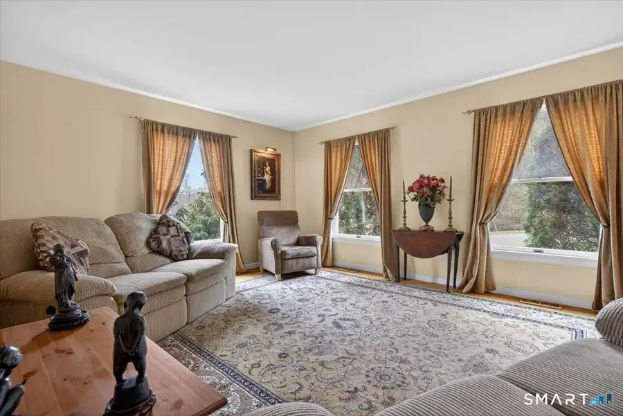 15 Farm Brook Court, Hamden, CT 06514 - #3