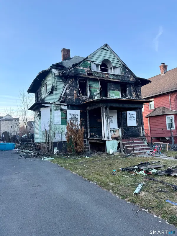 15 Shultas Place, Hartford, CT 06114