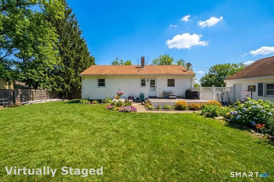 8 Manor Road, Oakdale, CT 06370 - #3