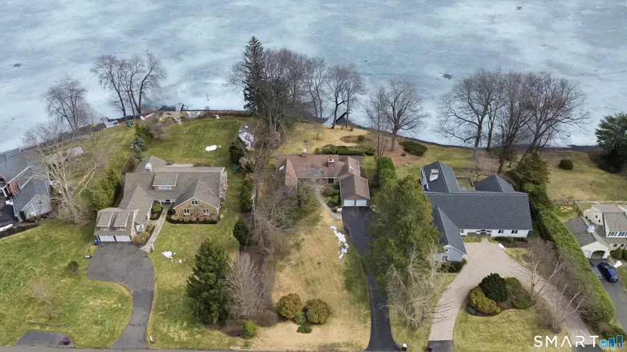 124 Woodpond Road, West Hartford, CT 06107 - #3