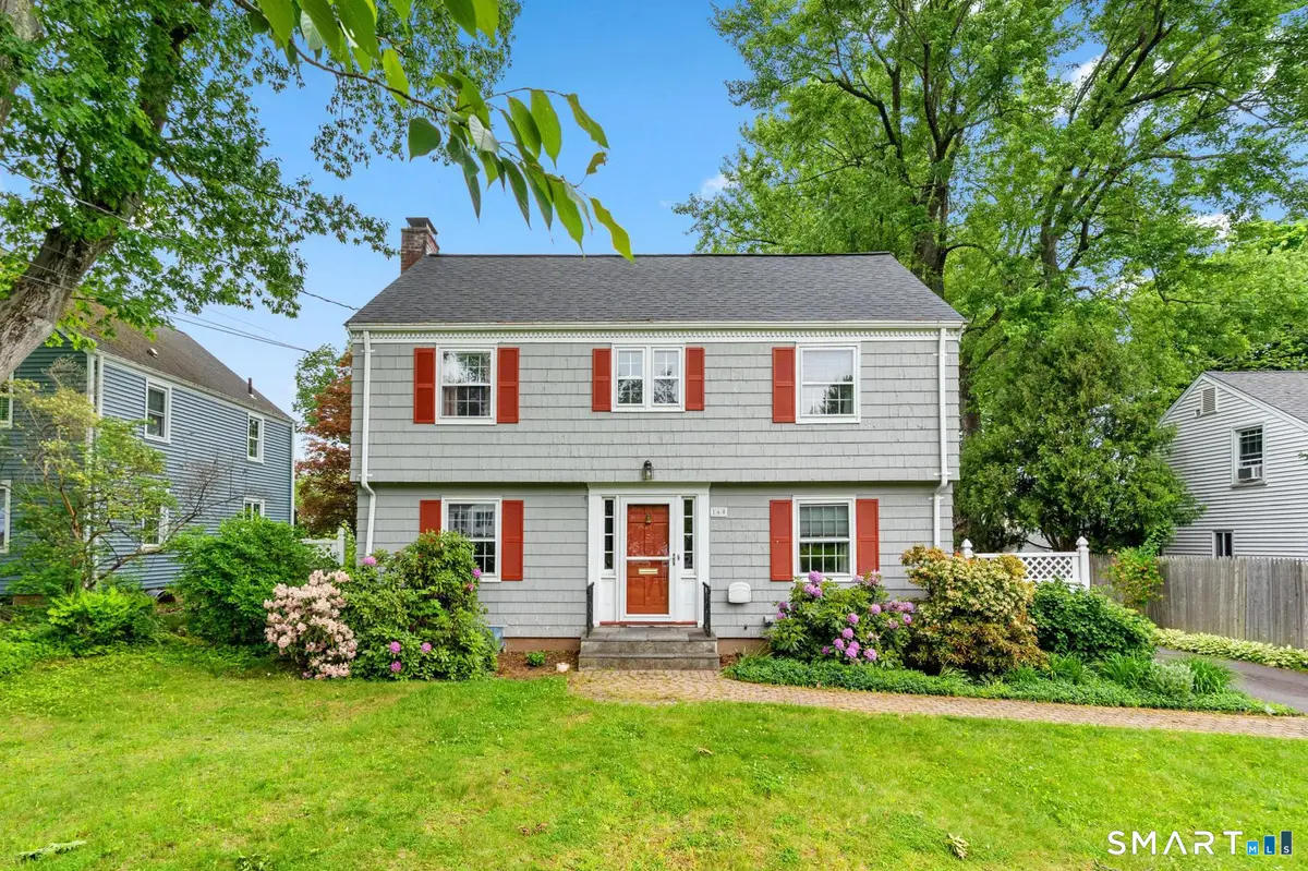 160 Sedgwick Road, West Hartford, CT 06107 - #1