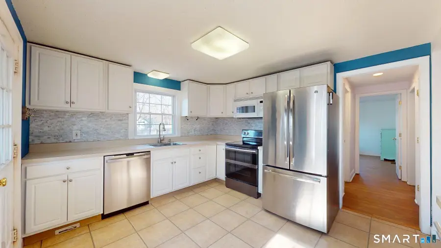 13 Pine Drive, Windsor Locks, CT 06096 - #3