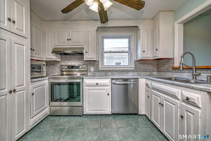 404 Buckingham Avenue, Milford, CT 06460 - #2