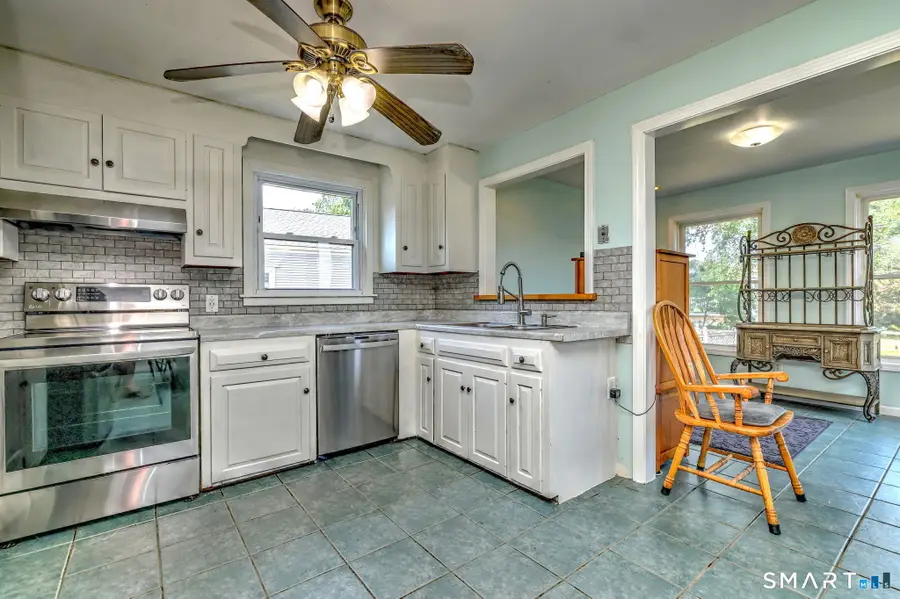 404 Buckingham Avenue, Milford, CT 06460 - #3