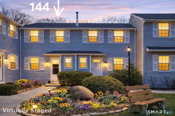 144 East Gate Lane #144, Hamden, CT 06514