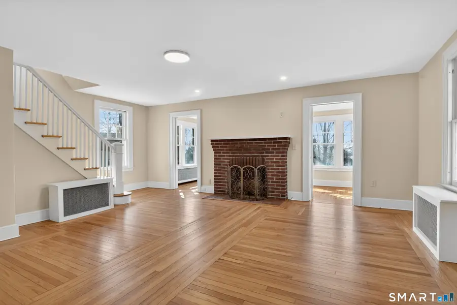 49 Seaview Avenue, West Haven, CT 06516 - #3