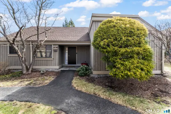 640 Heritage Village #B, Southbury, CT 06488