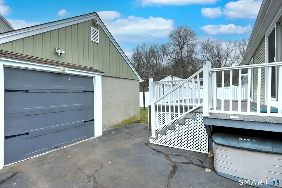 76 Luther Street, Bridgeport, CT 06606 - #3