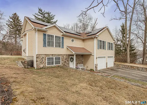 31 Parkwood Avenue, Waterbury, CT 06708