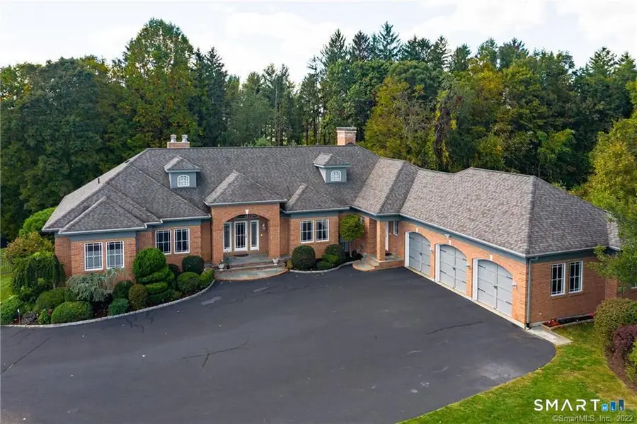 6 Hamlin Court, Brookfield, CT 06804 - #3
