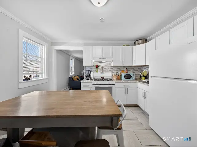 1389 Pembroke Street, Bridgeport, CT 06608 - #3