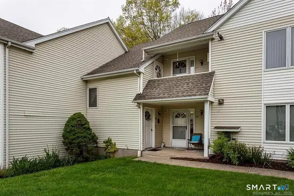 24 Millbrook Court #24, Newington, CT 06111