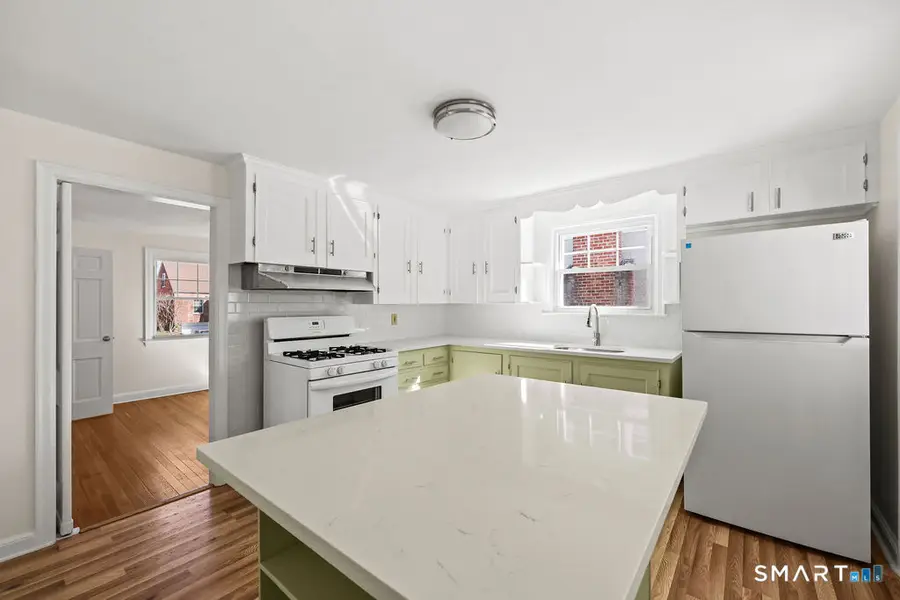 69 Edgemere Avenue, West Hartford, CT 06110 - #3