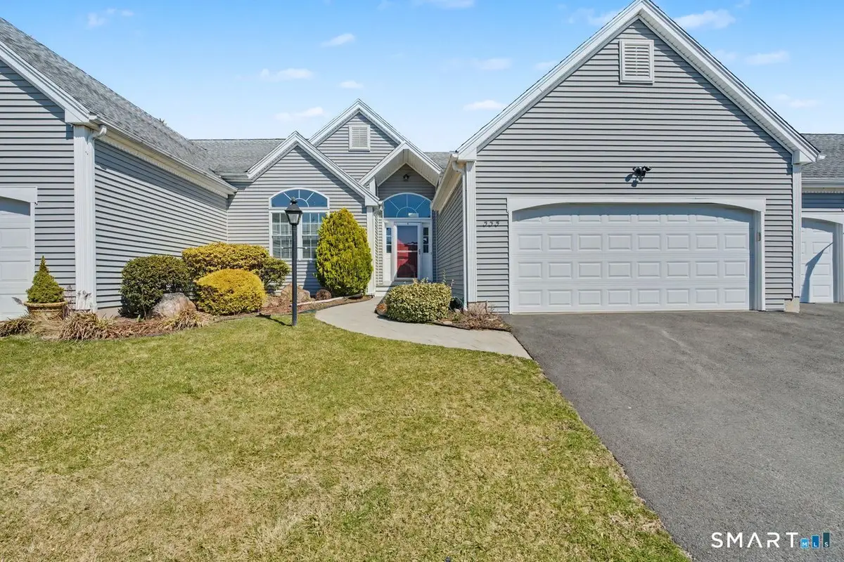 555 Mohave Circle #555, Shelton, CT 06484 - #1