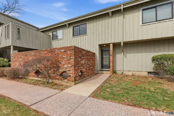 124 Webster Court #124, Newington, CT 06111