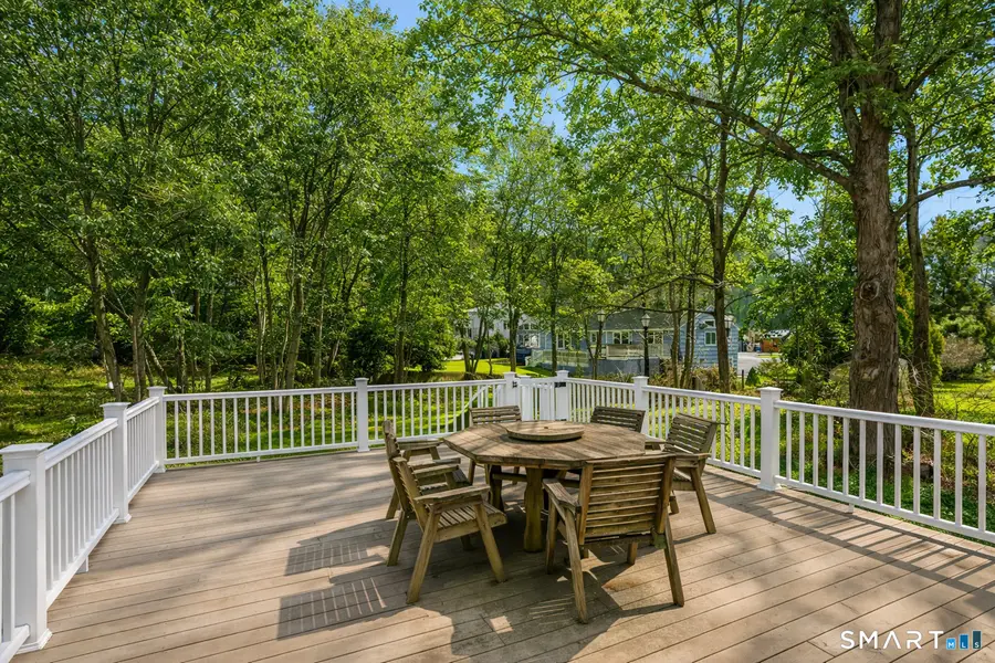 376 Rowayton Avenue, Norwalk, CT 06853 - #3