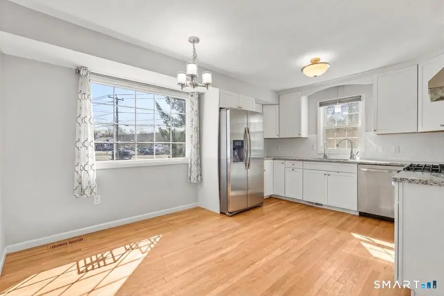 10 Karen Boulevard, Newtown, CT 06470 - #3