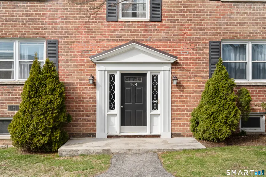 104 Strawberry Hill Avenue #1, Stamford, CT 06902 - #3