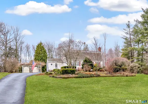 18 Oakdale Road, Plymouth, CT 06786