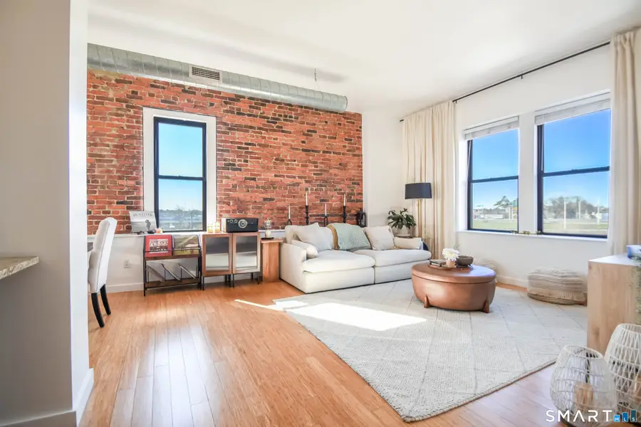 881 Lafayette Boulevard #3M, Bridgeport, CT 06604 - #3