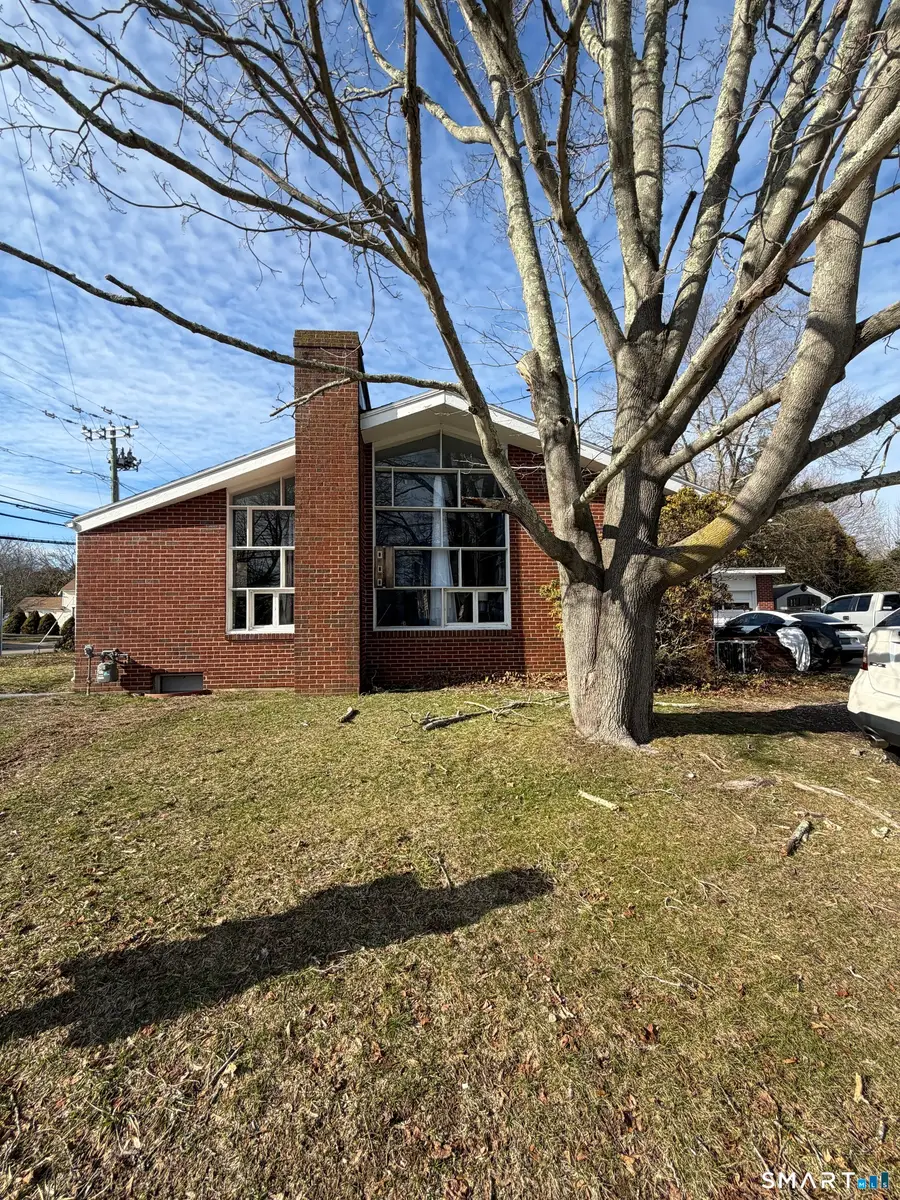 762 Ocean Avenue, New London, CT 06320 - #2