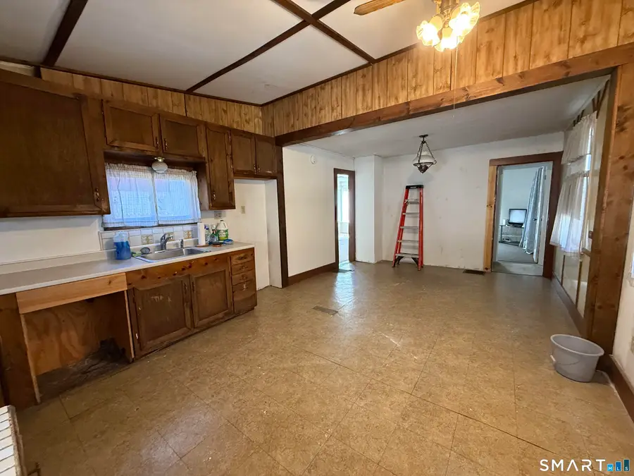 87 Carter Lane, Southington, CT 06479 - #3