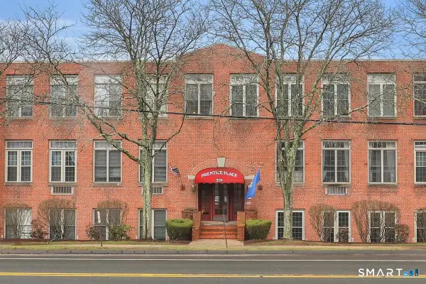 319 New Britain Road #323, Berlin, CT 06037