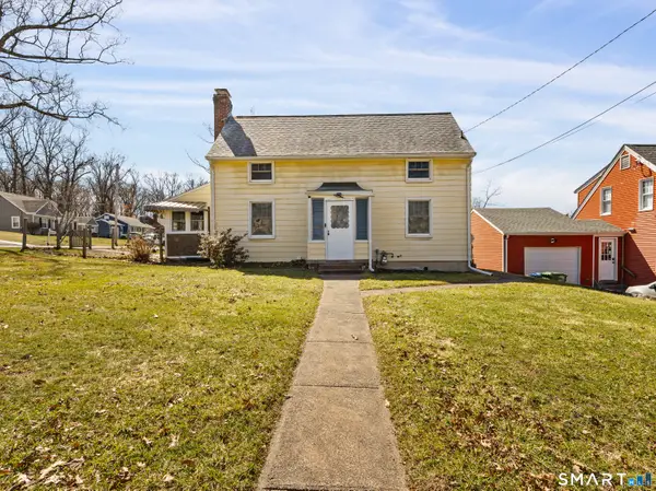 39 Lincoln Avenue, Wallingford, CT 06492