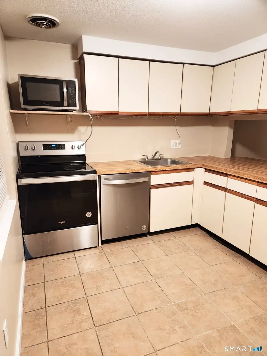 47 Trolley Crossing Lane #47, Middletown, CT 06457 - #2