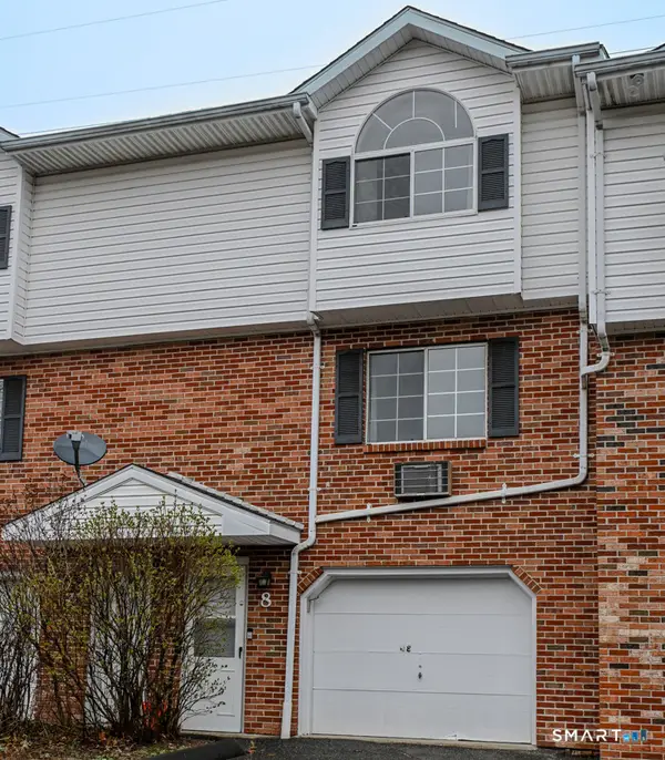 24 Blueridge Drive #L8, Waterbury, CT 06704