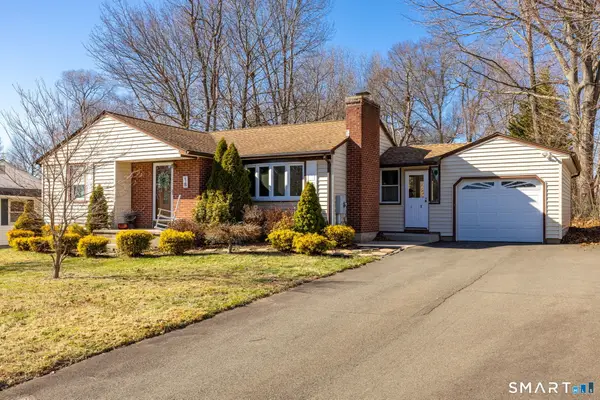 18 Debra Lane, Bristol, CT 06010