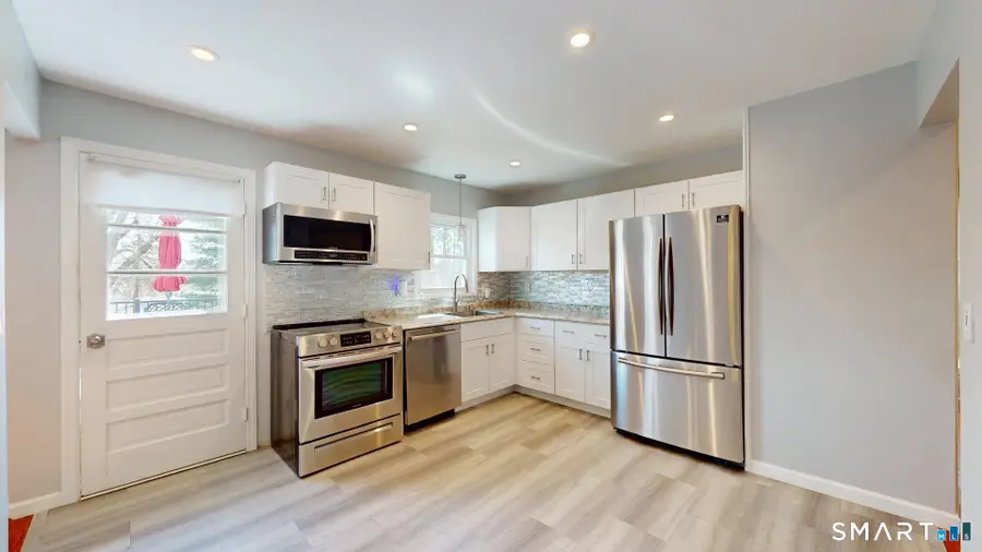 19 Highview Terrace, Enfield, CT 06082 - #3