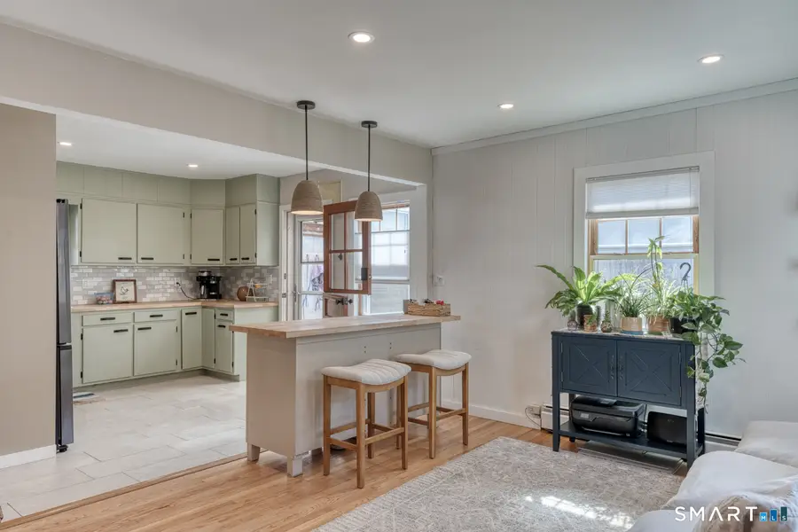 17 Innsbruck Street, Milford, CT 06460 - #3