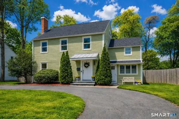 20 Lynnbrook Road, Fairfield, CT 06825